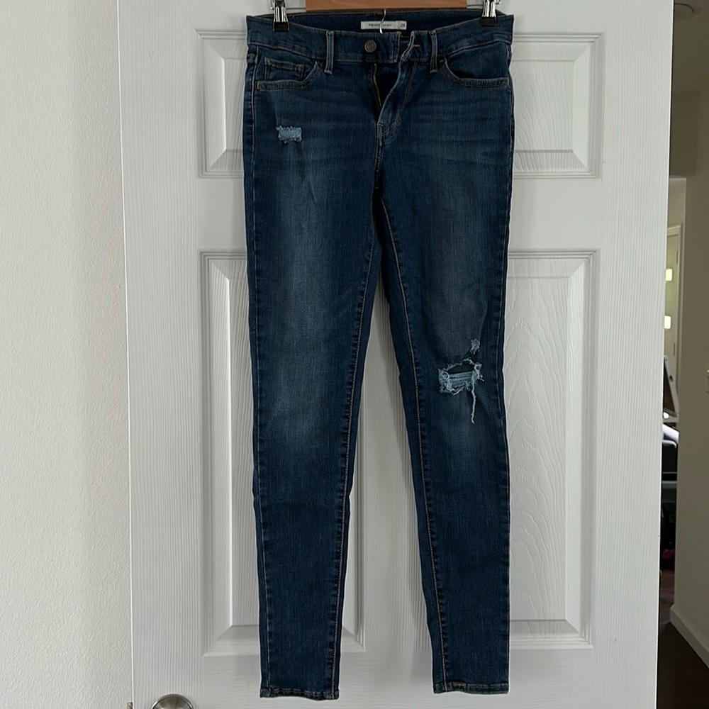 Women's Levi's 710 super skinny dark wash jeans size 29
